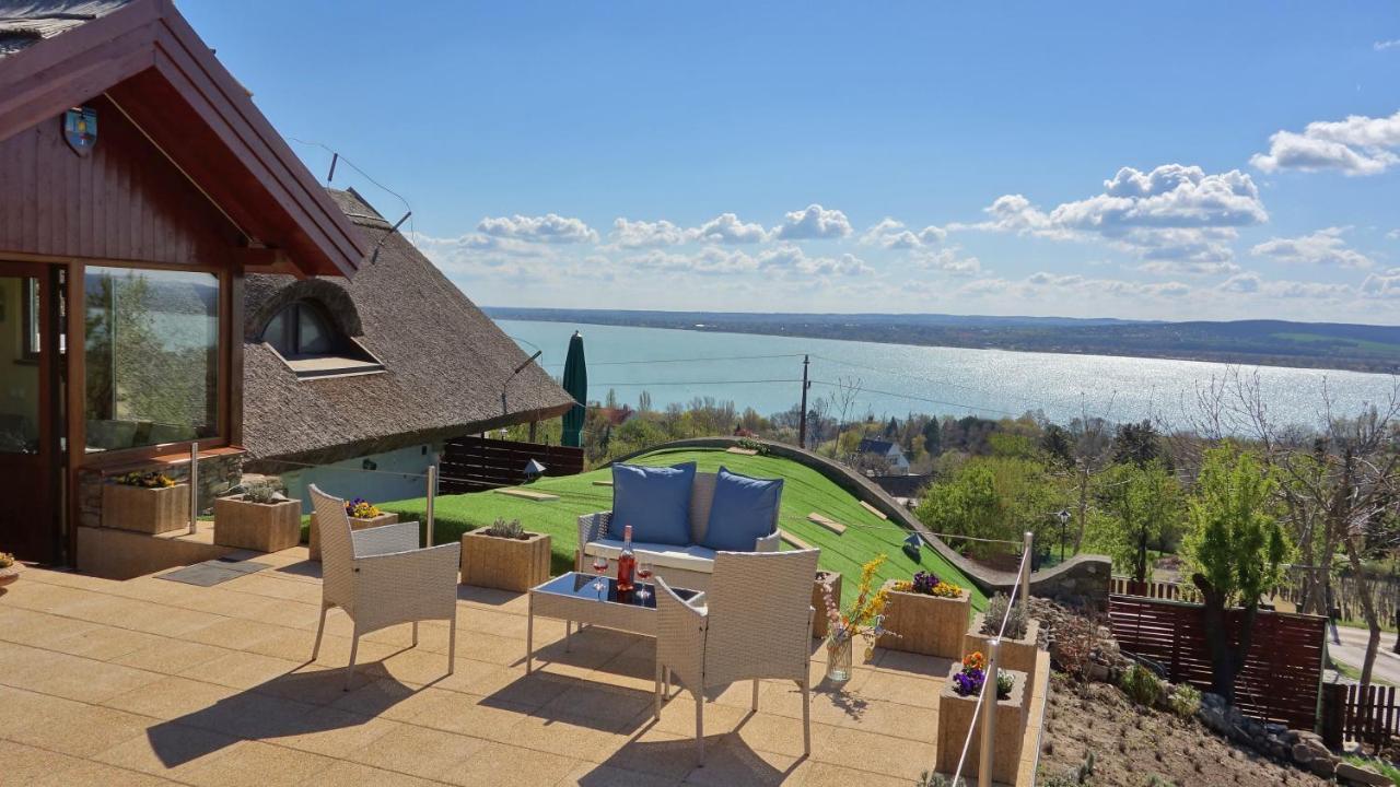 Ferenc Vendeghaz Hotel Tihany Buitenkant foto