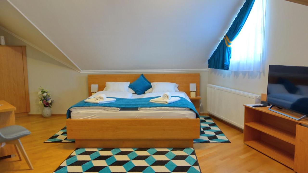 Ferenc Vendeghaz Hotel Tihany Buitenkant foto
